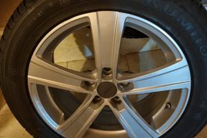 pneumatici invernali con cerchi per bmw x1