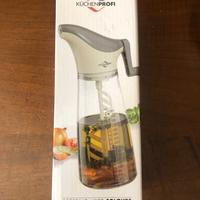 Dispenser per condimenti per insalata