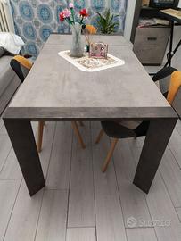 Tavolo allungabile grigio