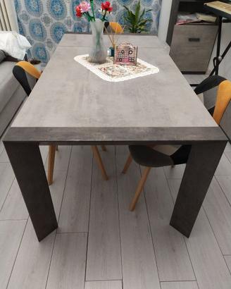 Tavolo allungabile grigio