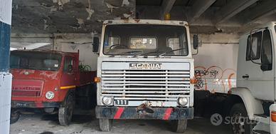 Scania 111 a telaio