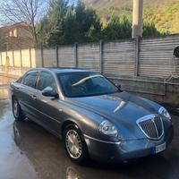 lancia thesis 