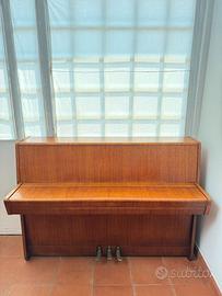 Pianoforte Petrof