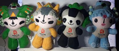 4 MASCOTTE PELUCHE OLIMPIADI Beijing PECHINO 2008