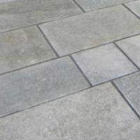 Muratore esperto italiano