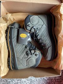 Scarpone donna Nabuk Cenere