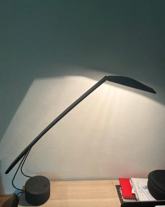 Lampada alogena  “ Dove “ Design Mario barbaglia