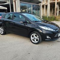 Ford Fiesta 1.4 TDCi 70CV 5 porte Titanium