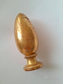 Fregio antico in legno dorato