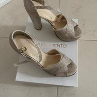 Scarpe brillantinate nude N.37