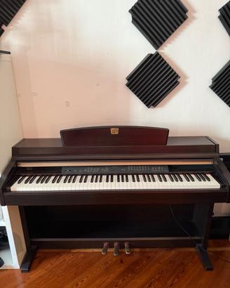 Yamaha Clavinova CLP-140