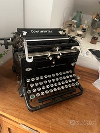Macchina da scrivere antica