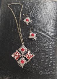 collana con orecchini  cialda