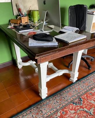 Tavolo allungabile in noce