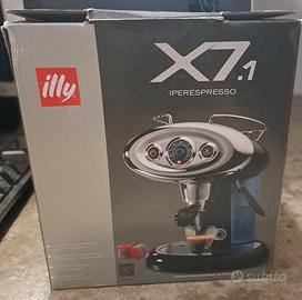 macchina caffè ILLY 