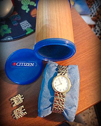 Orologio Citizen donna placcato oro lucido. Nuovo