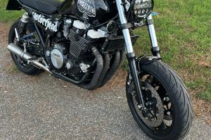 Yamaha XJR 1200
