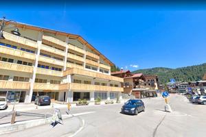 Locale commerciale - Negozio fronte strada