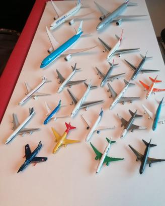 Modellini aerei di linea