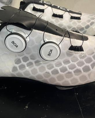 Scarpe ciclismo EKOI R4 Light Carbon – Tg. 42