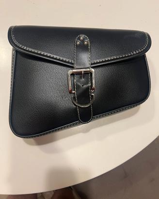 Borsa triangolare in similpelle