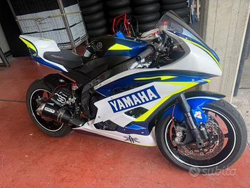 Yamaha R6 - Pronto Pista