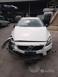 VOLVO V40 2.0 D - ANNO 2017 - PER RICAMBI