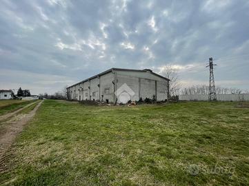 CAPANNONE A MORNICO AL SERIO