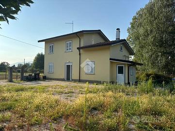 CASA INDIPENDENTE A BUGGIANO