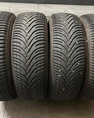 Gomme 225/60/17