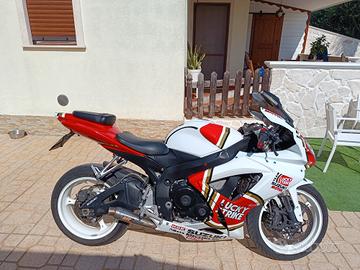 Suzuki gsxr-600