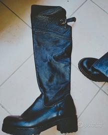 Stivale nero in pelle nr.40 sopra al ginocchio