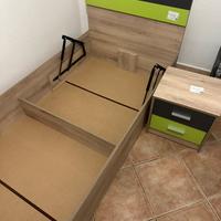 Letto a cassetto con comodino