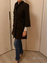 Cappotto marrone medio con mancihe a tre quarti