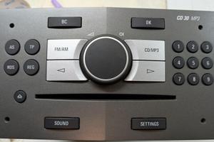 Autoradio Opel CD30 MP3 Delphi - Grundig 344 183 1