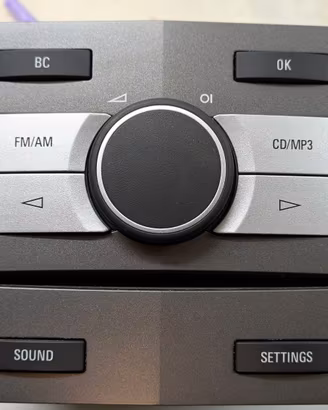 Autoradio Opel CD30 MP3 Delphi - Grundig 344 183 1