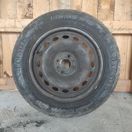 4 Cerchi in ferro 15” 185/65 R15 + gomme invernali