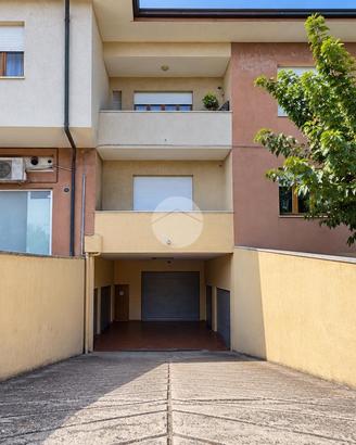 MAGAZZINO A CIVITANOVA MARCHE
