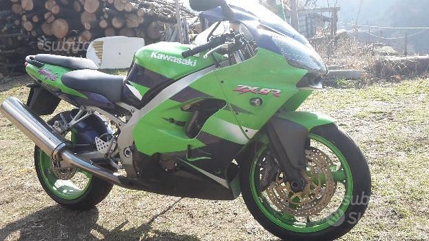 Kawasaki Ninja ZX 9 2000 Moto e Scooter In vendita a Novara