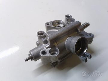 HONDA RC 30 750 pompa olio 15100mr7000