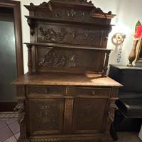 Credenza antica