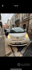 Toyota iq 4 posti