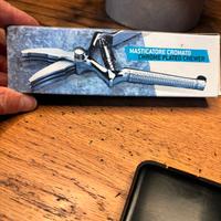 Masticatore per anziani