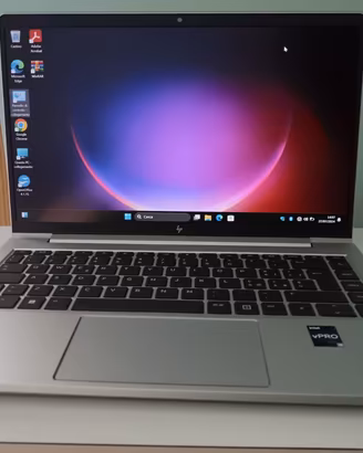 HP EliteBook 640 G10 Core i5 13 gen.  32 GB di Ram