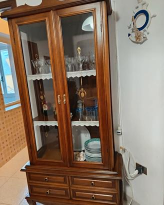Credenza vetrina