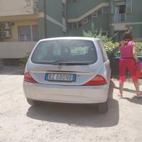 lancia y da riparare