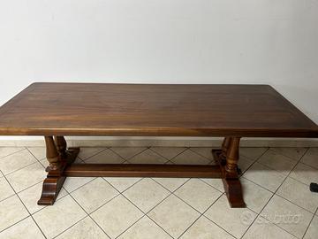 Tavolo in legno