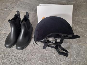 Casco equitazione velluto e stivaletti