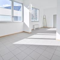 Luminoso ufficio a Merano