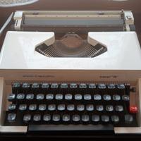 macchina da scrivere Remington travel 76